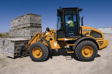 Case Radlader ladt ab
